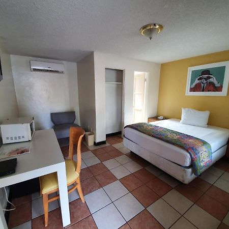 Motel San Diego Exterior photo