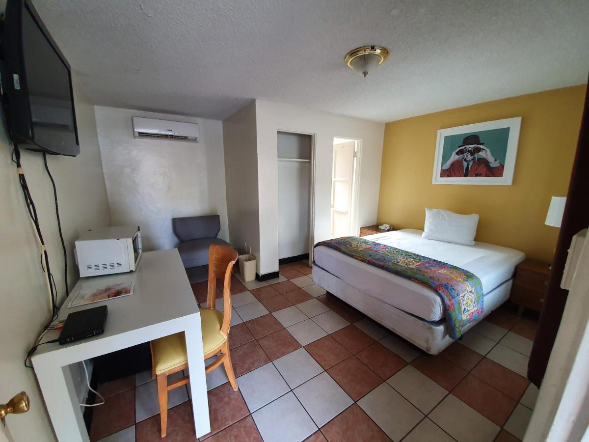 Motel San Diego Exterior photo